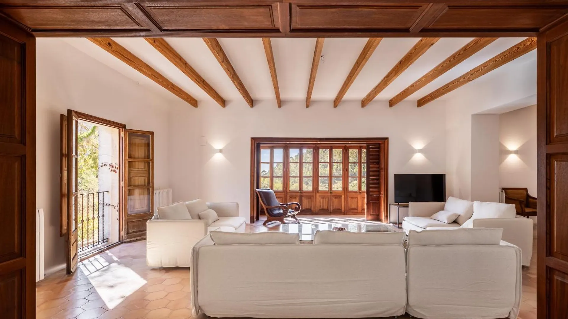 Honor Vell - Hidden Valley Retreat Bunyola  España